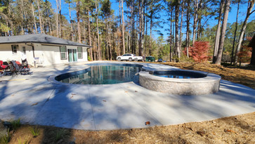Custom swimming pool Construction