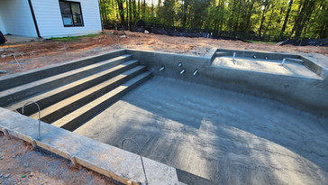 Custom swimming pool Construction